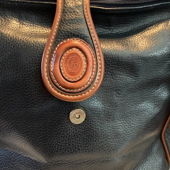 Like-new Oggi Domani green faux leather cross-body purse - Picture 2 of 15